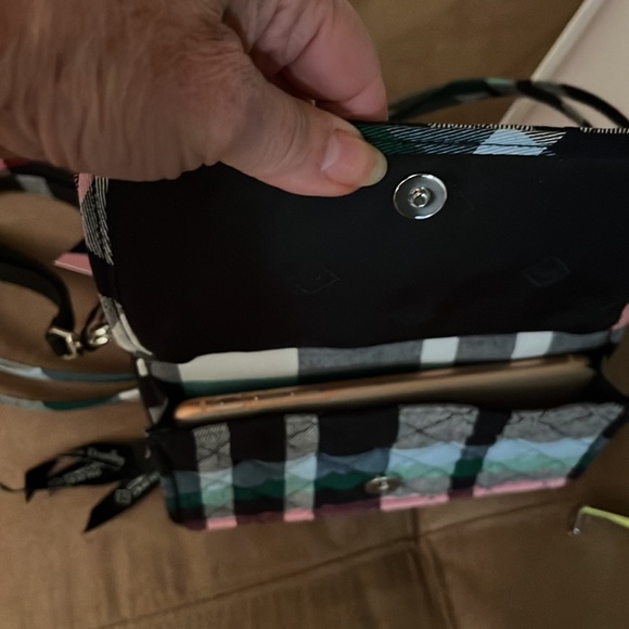 NWT CROSSBODY/WRISTLET & FRINGE SCARF SET by Vera Bradley - Picture 16 of 16